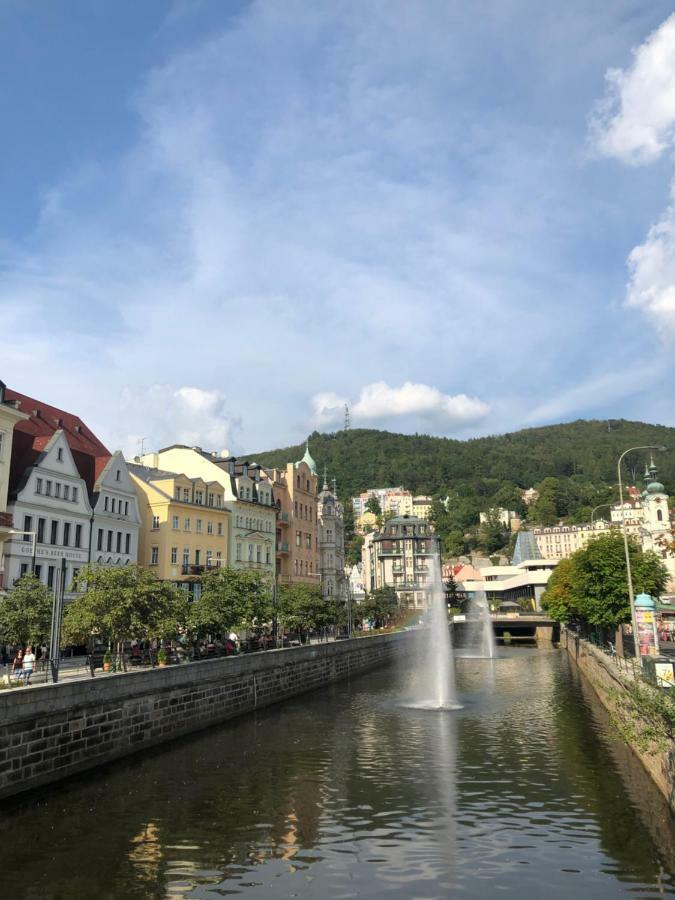 Apartman Orchidej U Vridla Apartment Karlovy Vary Exterior photo