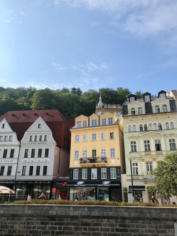 Apartman Orchidej U Vridla Apartment Karlovy Vary Exterior photo